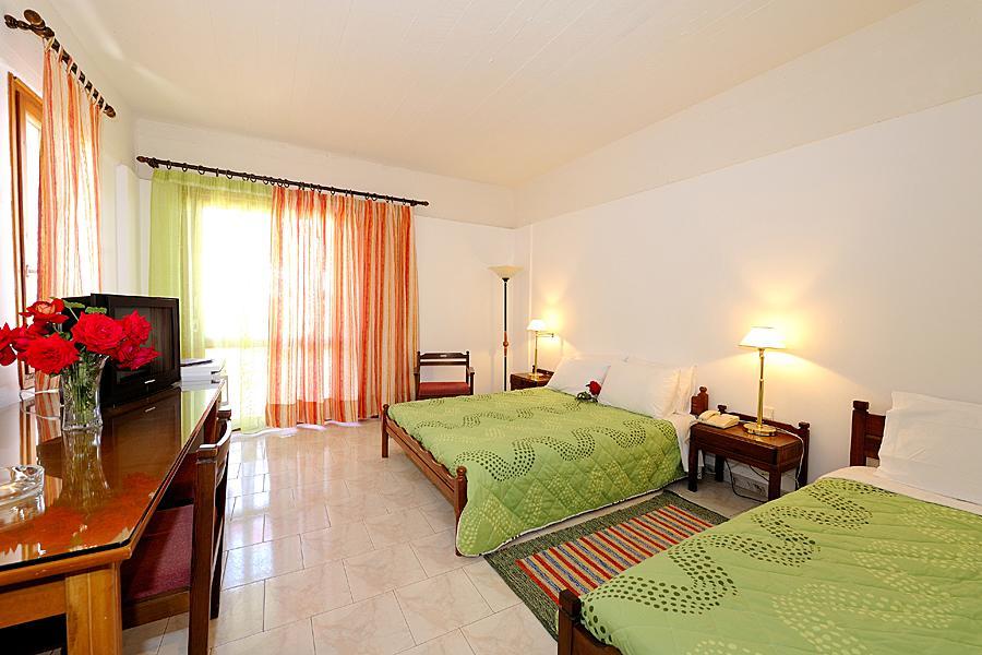 Milos Garden Apartament Adamantas  Zewnętrze zdjęcie